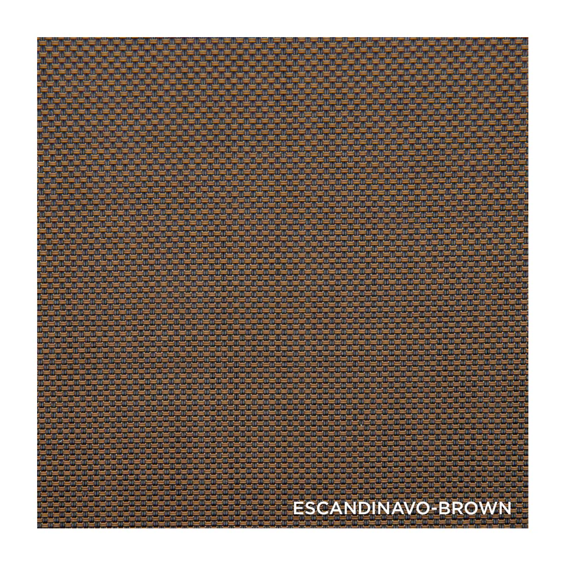 Escandinavo marrón con negro 